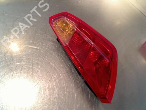 Used Right taillight Right taillight FIAT GRANDE PUNTO (199_) 1.4 T-Jet (199AXM1A, 199BXM1A, 199BXN1A) (120 hp) 34680856 34680856