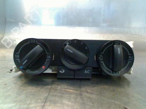 Used Climate control Climate control VW POLO IV (9N_, 9A_) 1.2 12V (64 hp) 34678465 34678465