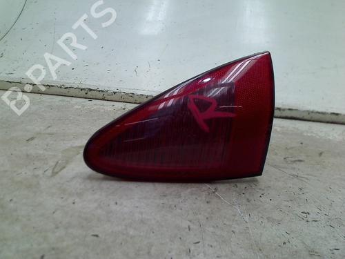 Used Right tailgate light Right tailgate light ALFA ROMEO 147 (937_) 1.6 16V T.SPARK (937.AXA1A, 937.AXB1A, 937.BXB1A) (120 hp) 34665949 34665949