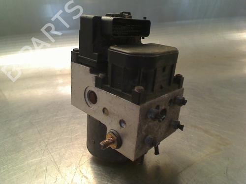 Used ABS pump ABS pump TOYOTA YARIS (_P1_) 1.3 (SCP12_, SCP13_, SCP12R, SCP13R) (87 hp) 39173303 39173303