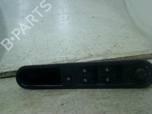 Used Switch Switch RENAULT ESPACE IV (JK0/1_) 2.0 Turbo (JK0A, JK0B, JK0N) (163 hp) 34673079 34673079