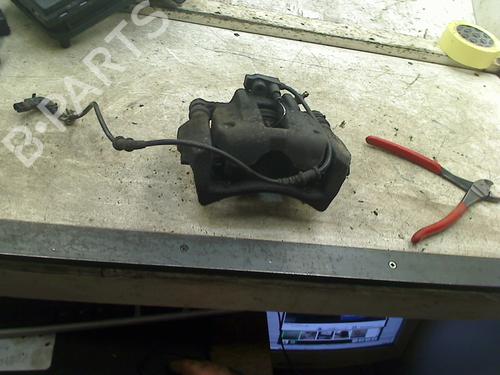 Used Right front brake caliper Right front brake caliper MERCEDES-BENZ A-CLASS (W168) A 190 (168.032, 168.132) (125 hp) 34657787 34657787