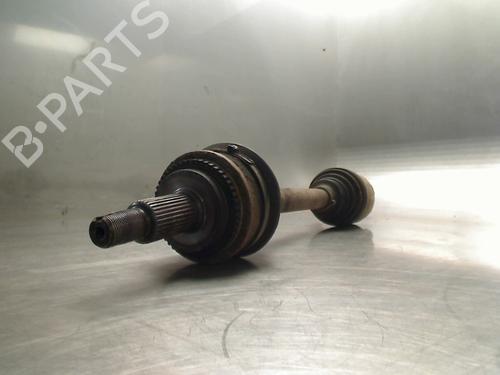Used Right rear driveshaft Right rear driveshaft LAND ROVER DISCOVERY III (L319) 2.7 TD 4x4 (190 hp) 34685550 34685550