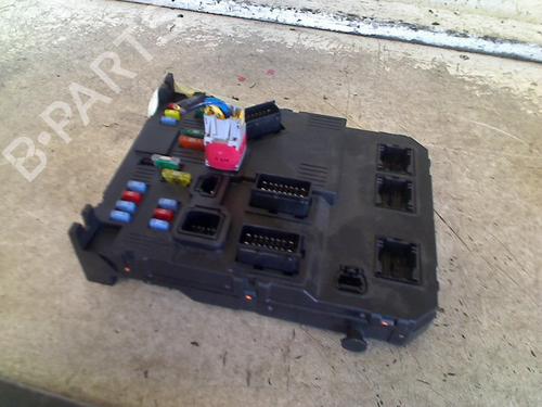 Used Fuse box Fuse box PEUGEOT 1007 (KM_) 1.6 16V (109 hp) 34667266 34667266