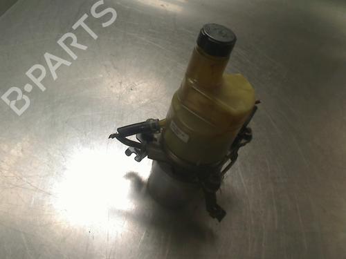 Used Steering pump Steering pump VOLVO V50 (545) 2.0 D (136 hp) 34685995 34685995