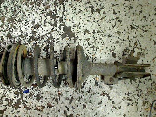 Used Right front shock absorber Right front shock absorber MITSUBISHI CARISMA (DA_) 1.6 (DA1A) (99 hp) 34653776 34653776