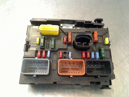 Used Fuse box Fuse box CITROËN C2 (JM_) 1.4 (73 hp) 34678061 34678061
