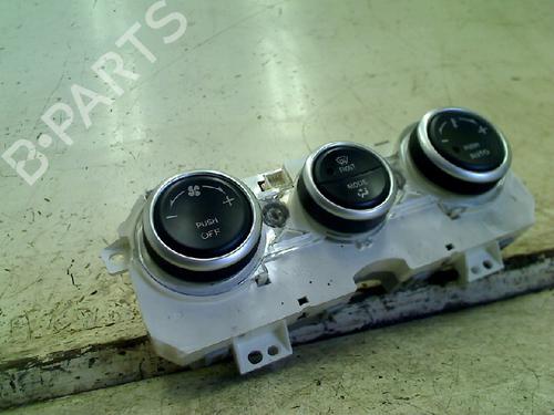 climate-control-mazda-6-saloon-gg-2002-2003-2004-2005-2006-2007-2008-34675238 main image