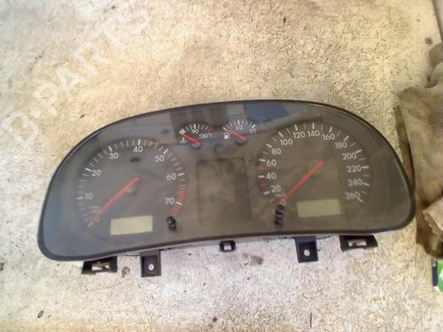 Used Display monitor Display monitor VW GOLF IV (1J1) 1.8 (125 hp) 34672433 34672433