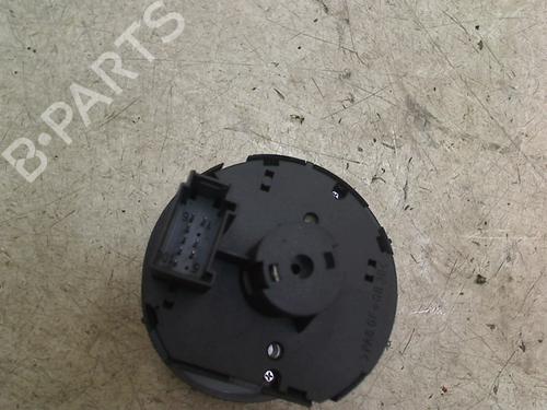 Headlight switch VW GOLF PLUS V (5M1, 521) 2.0 TDI | BP34665712I24 - Image 2