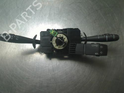 Used Steering column stalk Steering column stalk RENAULT TWINGO II (CN0_) 1.2 16V (CN04, CN0B) (75 hp) 34685653 34685653