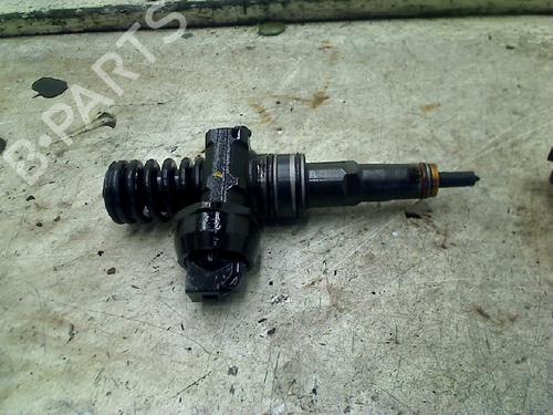 injector-vw-passat-b55-variant-3b6-2000-2001-2002-2003-2004-2005-34674163 main image