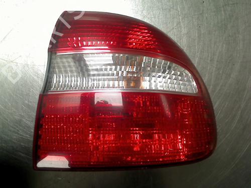 Used Right taillight Right taillight VOLVO V40 Estate (645) 1.8 (122 hp) 34689183 34689183