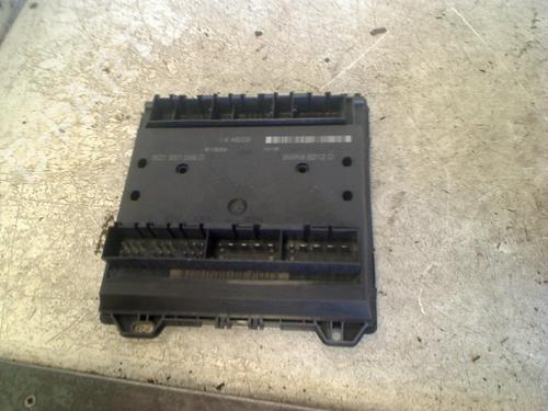 Used Fuse box Fuse box 34671424 34671424