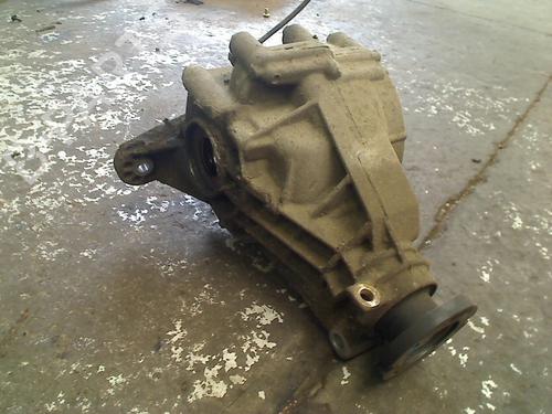 Used Rear differential Rear differential MERCEDES-BENZ M-CLASS (W163) ML 270 CDI (163.113) (163 hp) 34667871 34667871
