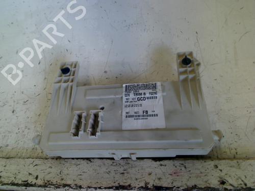 Used Fuse box Fuse box FORD FOCUS II (DA_, HCP, DP) 1.6 TDCi (100 hp) 34672347 34672347