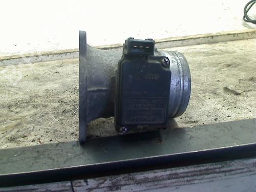 Used Mass air flow sensor Mass air flow sensor VW GOLF III (1H1) 2.0 (115 hp) 34656258 34656258