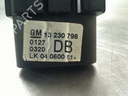 Headlight switch OPEL VECTRA C GTS (Z02) 1.8 (F68) | BP34685939I24 - Image 3