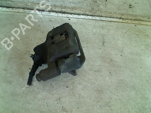 Used Right front brake caliper Right front brake caliper FIAT PUNTO (188_) 1.2 60 (188.030, .050, .130, .150, .230, .250) (60 hp) 34659184 34659184