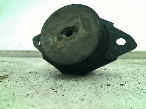 Used Engine mount Engine mount SEAT CORDOBA Vario (6K5) 1.9 TDI (90 hp) 34651065 34651065