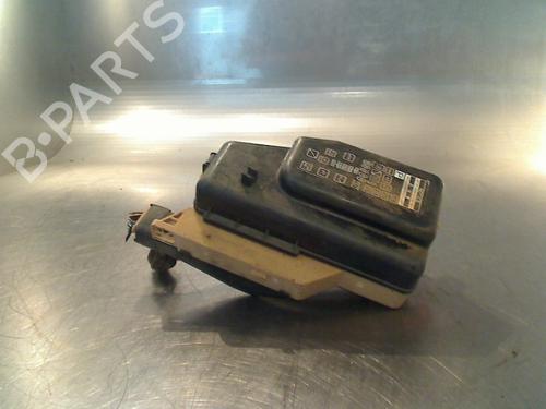 Used Fuse box Fuse box TOYOTA STARLET (_P9_) 1.3 (EP91_, EP91R) (75 hp) 34681484 34681484