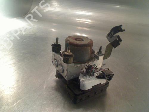 Used ABS pump ABS pump TOYOTA YARIS (_P1_) 1.0 (SCP10_, SCP10R) (68 hp) 34682119 34682119