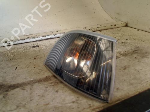 Used Right front indicator Right front indicator VOLVO V40 Estate (645) 1.8 (122 hp) 34664553 34664553
