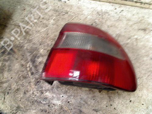 Used Right taillight Right taillight VOLVO V40 Estate (645) 2.0 T (160 hp) 34658174 34658174
