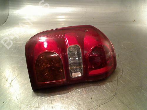 left-taillight-toyota-rav-4-ii-_a2_-2000-2001-2002-2003-2004-2005-34680194 main image