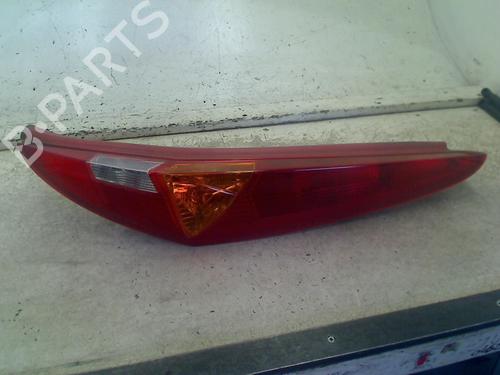 Used Right taillight Right taillight FIAT PUNTO (188_) 1.2 60 (188.030, .050, .130, .150, .230, .250) (60 hp) 34667507 34667507
