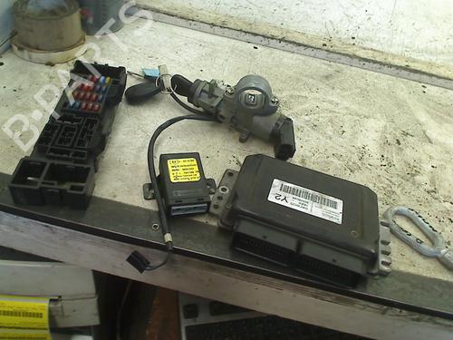 fuse-box-daewoo-rezzo-u100-2000-34658739 main image