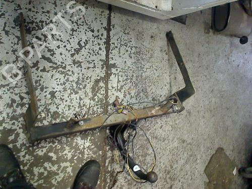 Used Tow ball/Mechanism Tow ball/Mechanism PEUGEOT 406 Break (8E/F) 2.0 16V (135 hp) 34655504 34655504
