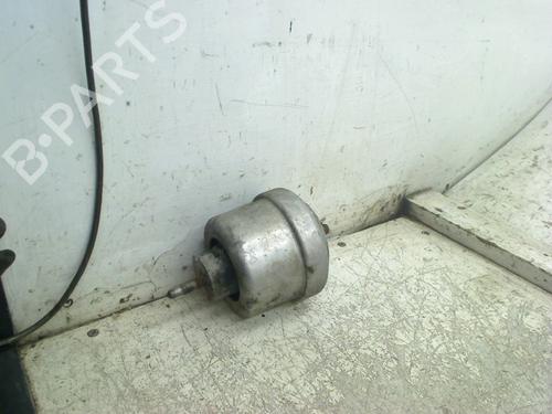 Used Engine mount Engine mount OPEL VECTRA B Estate (J96) 2.0 i 16V (F35) (136 hp) 34670571 34670571