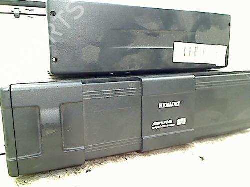 radio-renault-espace-iv-jk01_-2002-34652799 main image