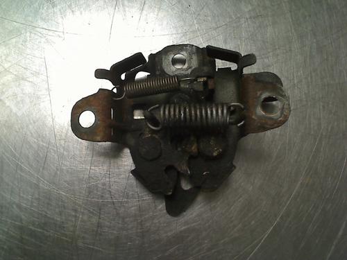 Used Hood lock Hood lock DAIHATSU CUORE VI (L251, L250_, L260_) 1.0 (58 hp) 34688513 34688513