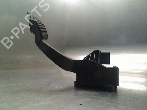 pedal-opel-corsa-d-s07-2006-2007-2008-2009-2010-2011-2012-2013-2014-2015-34686940 main image