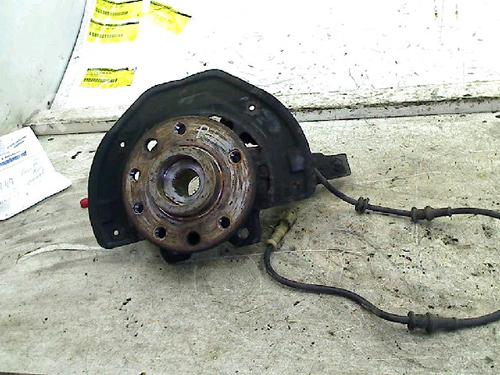 Used Right front steering knuckle Right front steering knuckle OPEL VECTRA B Estate (J96) 1.6 i 16V (F35) (100 hp) 34654621 34654621