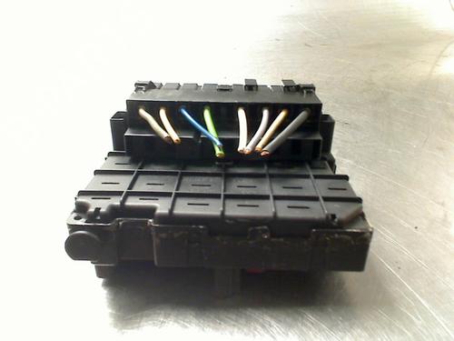 Fuse box PEUGEOT 307 Break (3E) 1.4 HDi | BP34689970E1 - Image 3