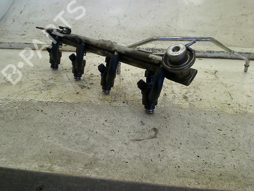 Used Injection rail Injection rail BMW 3 Touring (E46) 318 i (116 hp) 34662690 34662690
