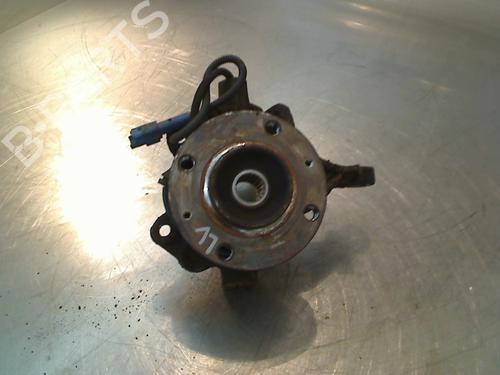 Used Left front steering knuckle Left front steering knuckle PEUGEOT 1007 (KM_) 1.4 (75 hp) 34678380 34678380