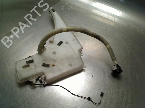 windscreen-washer-tank-bmw-1-e87-2003-2004-2005-2006-2007-2008-2009-2010-2011-2012-2013-34686996 main image