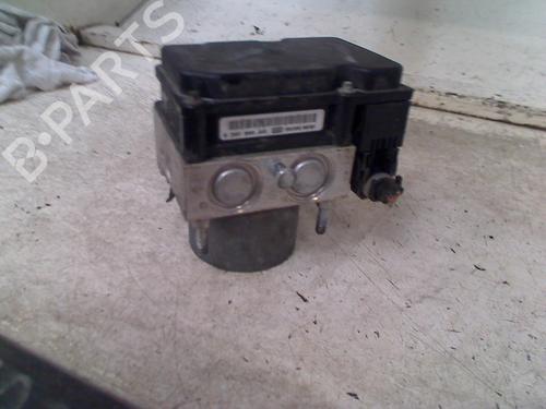 Used ABS pump ABS pump TOYOTA AYGO (_B1_) 1.0 (KGB10_, KGB10R) (68 hp) 34666687 34666687