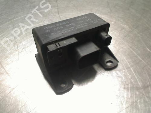 Used Electronic module Electronic module MERCEDES-BENZ VITO / MIXTO Van (W639) 109 CDI (639.601, 639.603, 639.605) (88 hp) 34686264 34686264