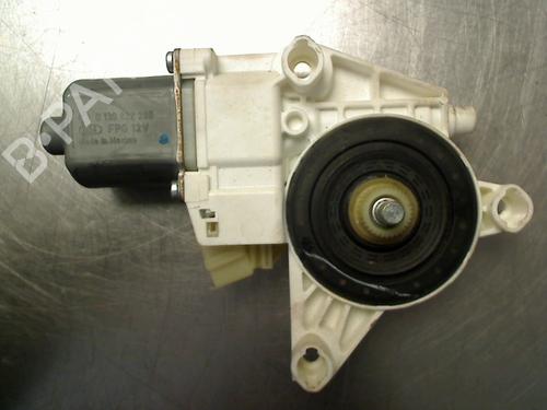 electronic-module-mercedes-benz-m-class-w164-2005-2006-2007-2008-2009-2010-2011-2012-34691690 main image