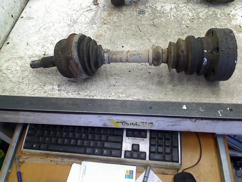 Used Left front driveshaft Left front driveshaft MERCEDES-BENZ VITO Van (W638) 108 CDI 2.2 (638.094) (82 hp) 34663817 34663817