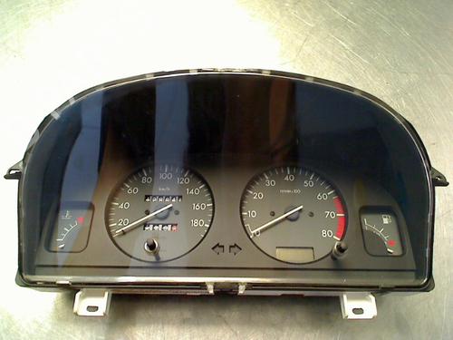 Used Instrument cluster Instrument cluster 38772904 38772904