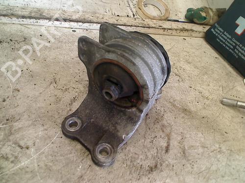 Used Engine mount Engine mount MITSUBISHI SPACE WAGON (N9_W, N8_W) 2.4 GDI (N84W) (150 hp) 34655949 34655949