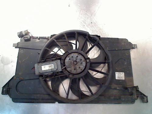 radiator-fan-volvo-v50-545-2003-2004-2005-2006-2007-2008-2009-2010-2011-2012-34677667 main image