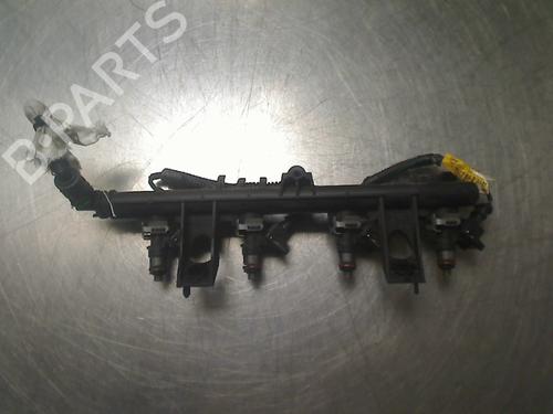 Used Injection rail Injection rail RENAULT TWINGO II (CN0_) 1.2 16V (CN04, CN0B) (75 hp) 34685652 34685652