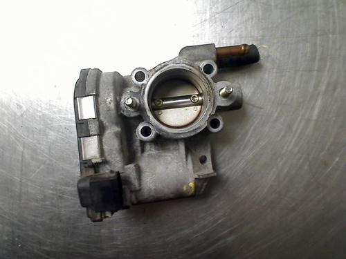 Used Throttle body Throttle body OPEL CORSA C (X01) 1.2 (F08, F68) (75 hp) 34685475 34685475